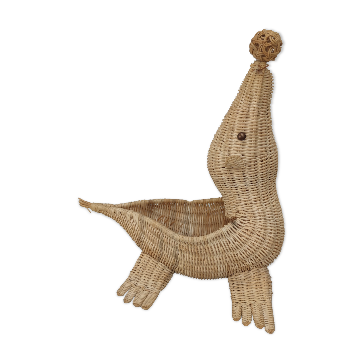 Rattan sea lion pan