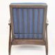 Fauteuil scandinave 1960 tissu bleu foncé effet chevron retapissé