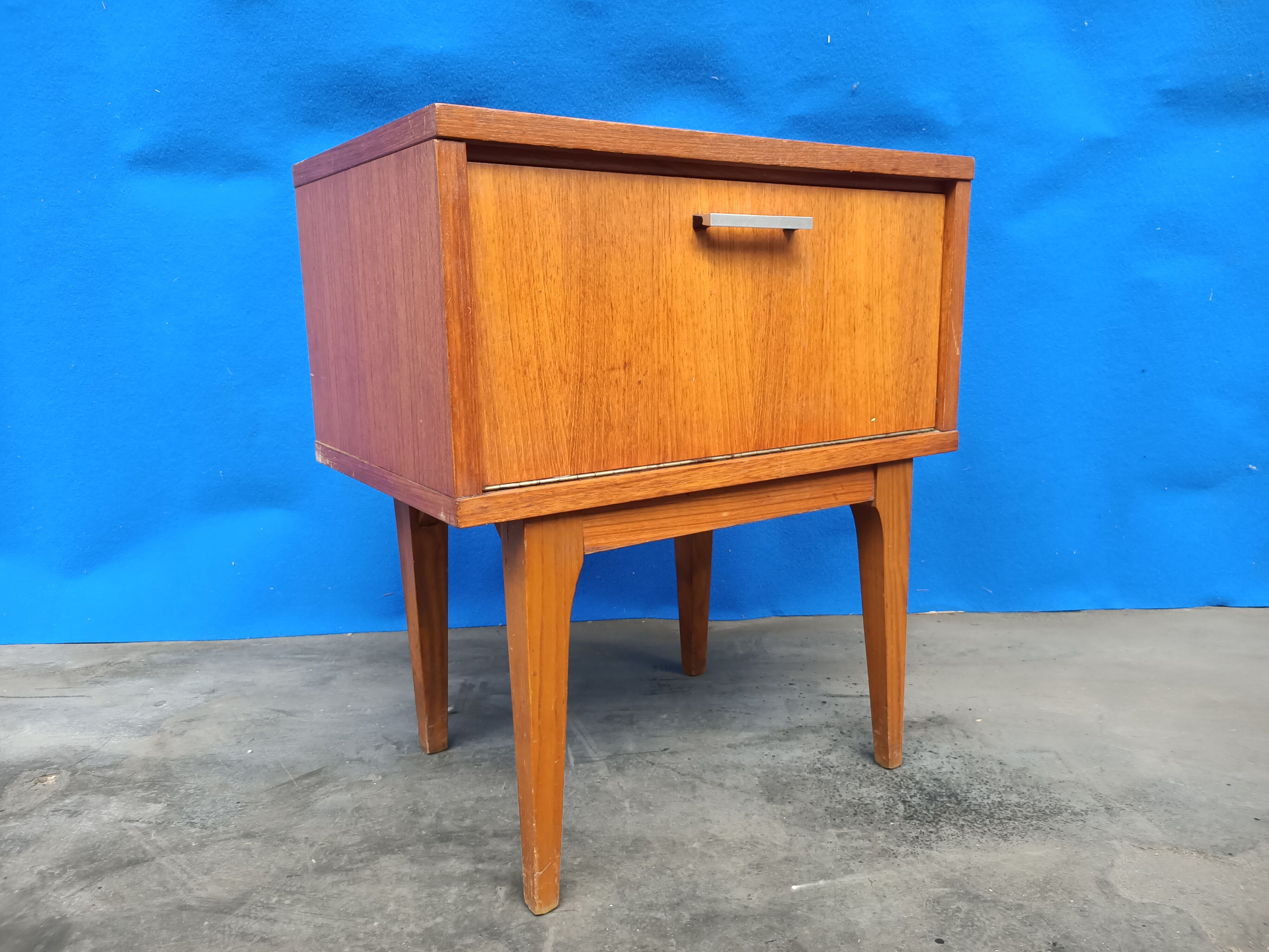 Vintage bedside compass feet