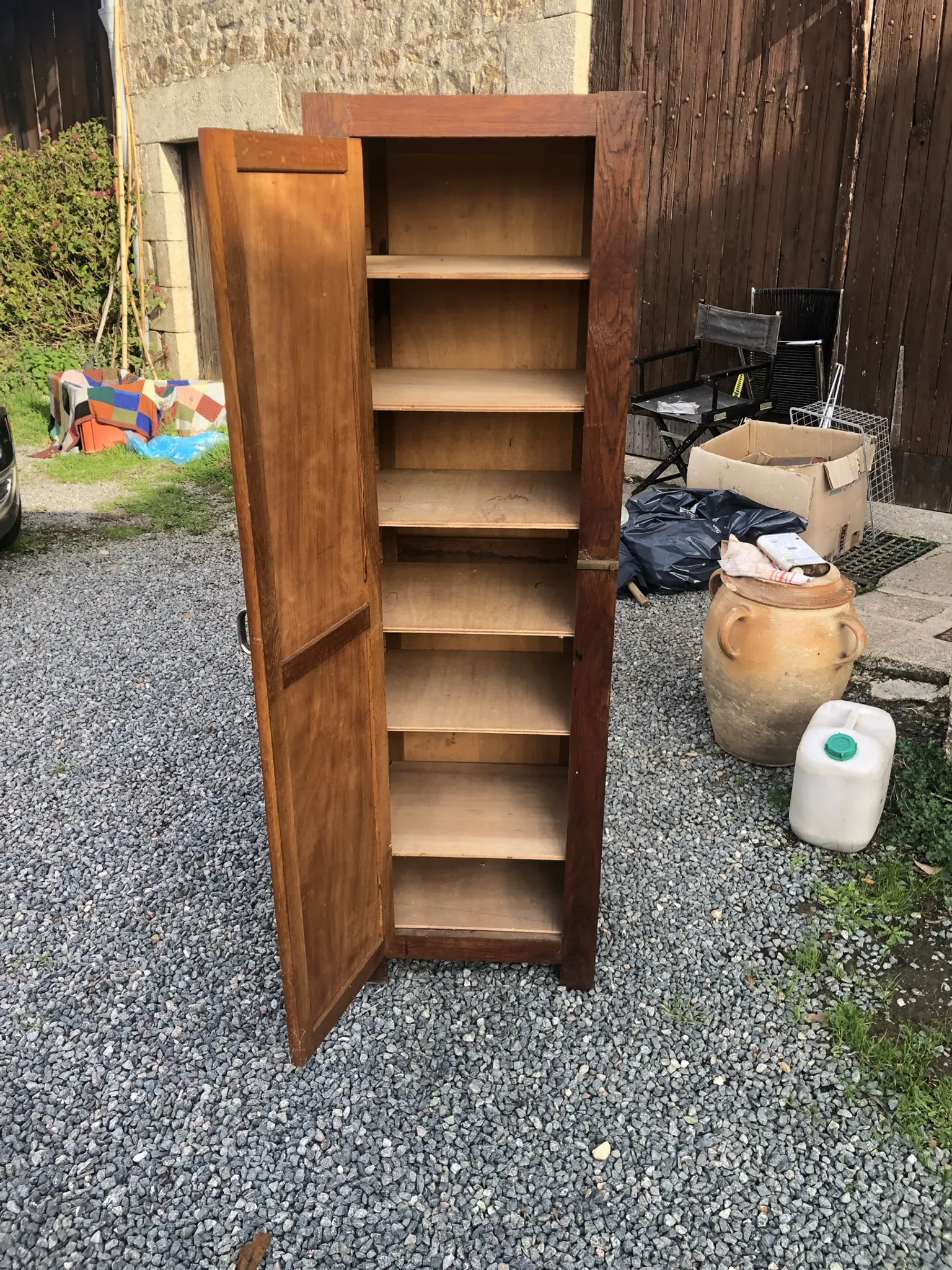 Armoire parisienne