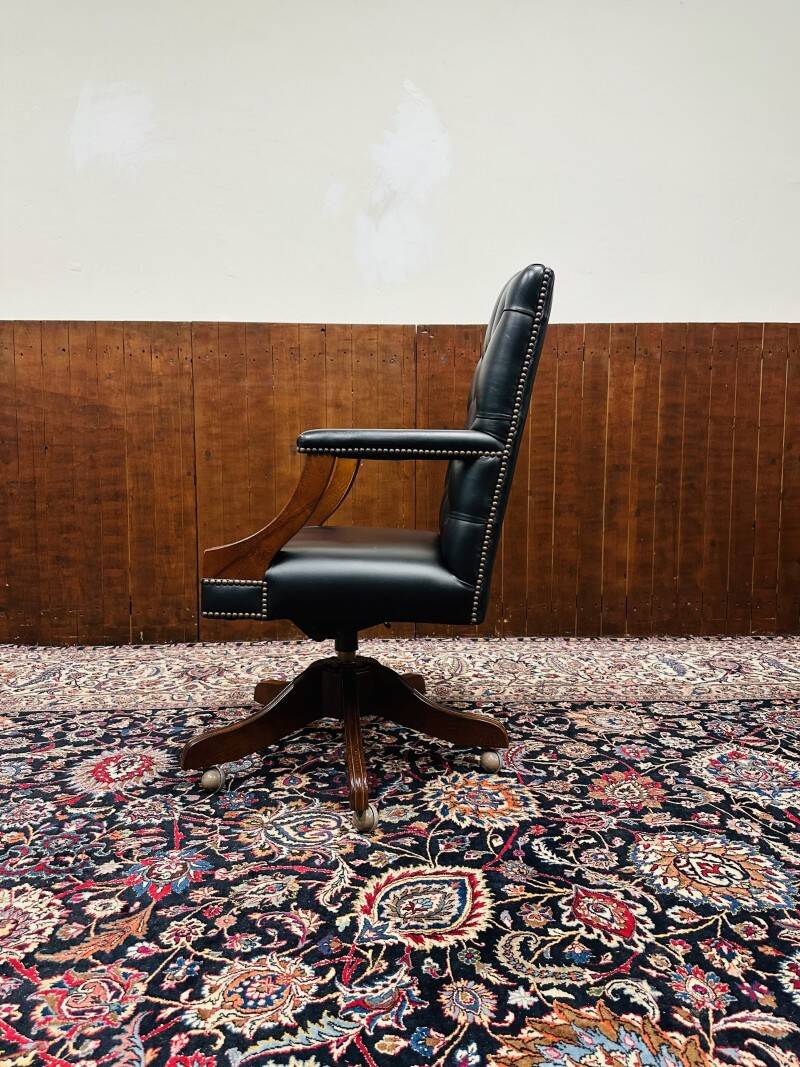 English President Chair Black Office chair black