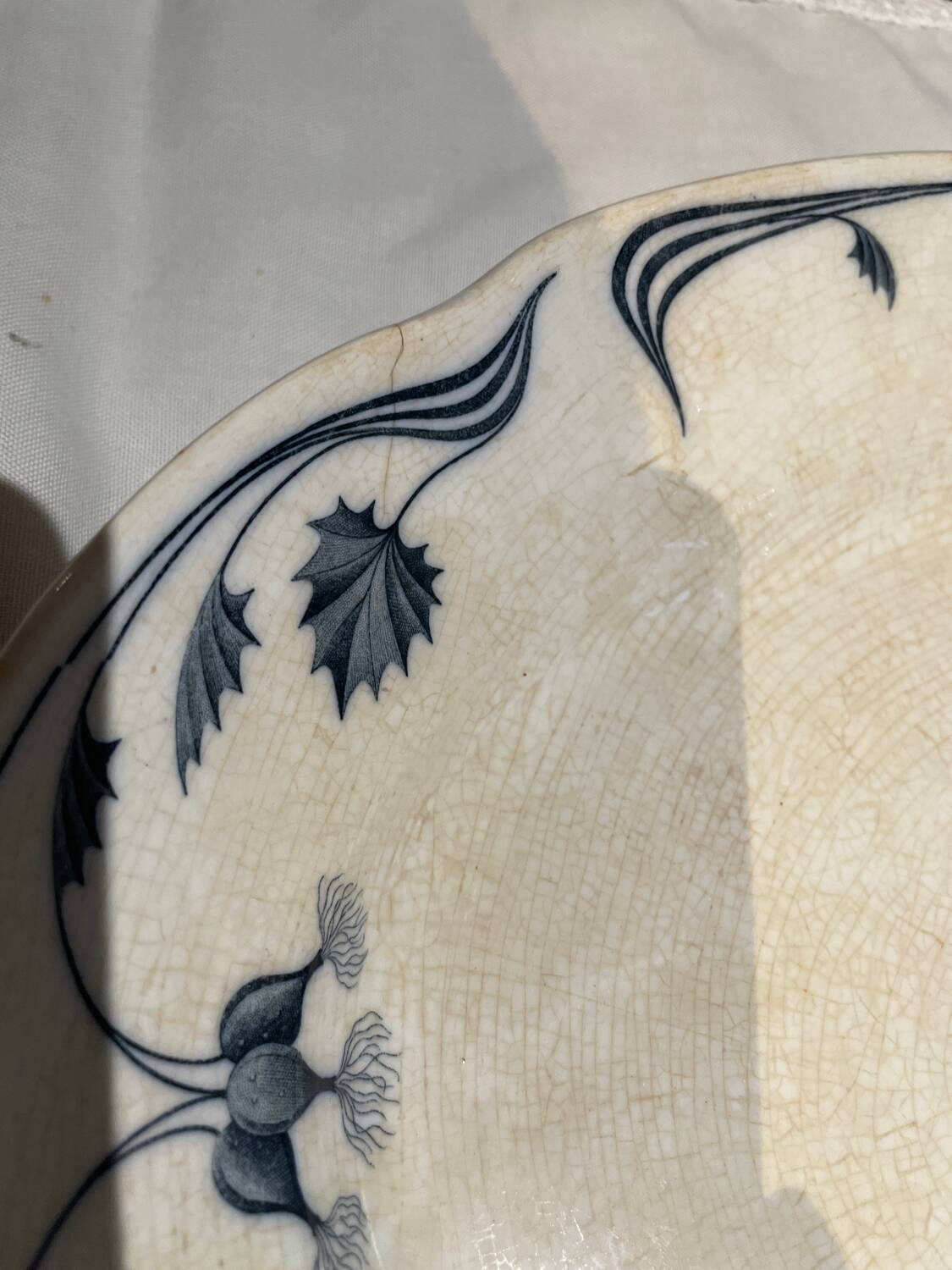 Mettlach serving dish, Villeroy&Boch