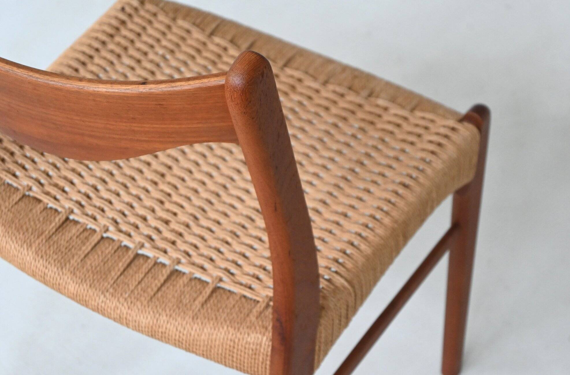 Arne Wahl Iversen set of six dining chairs in teak Glyngore Denmark 1960