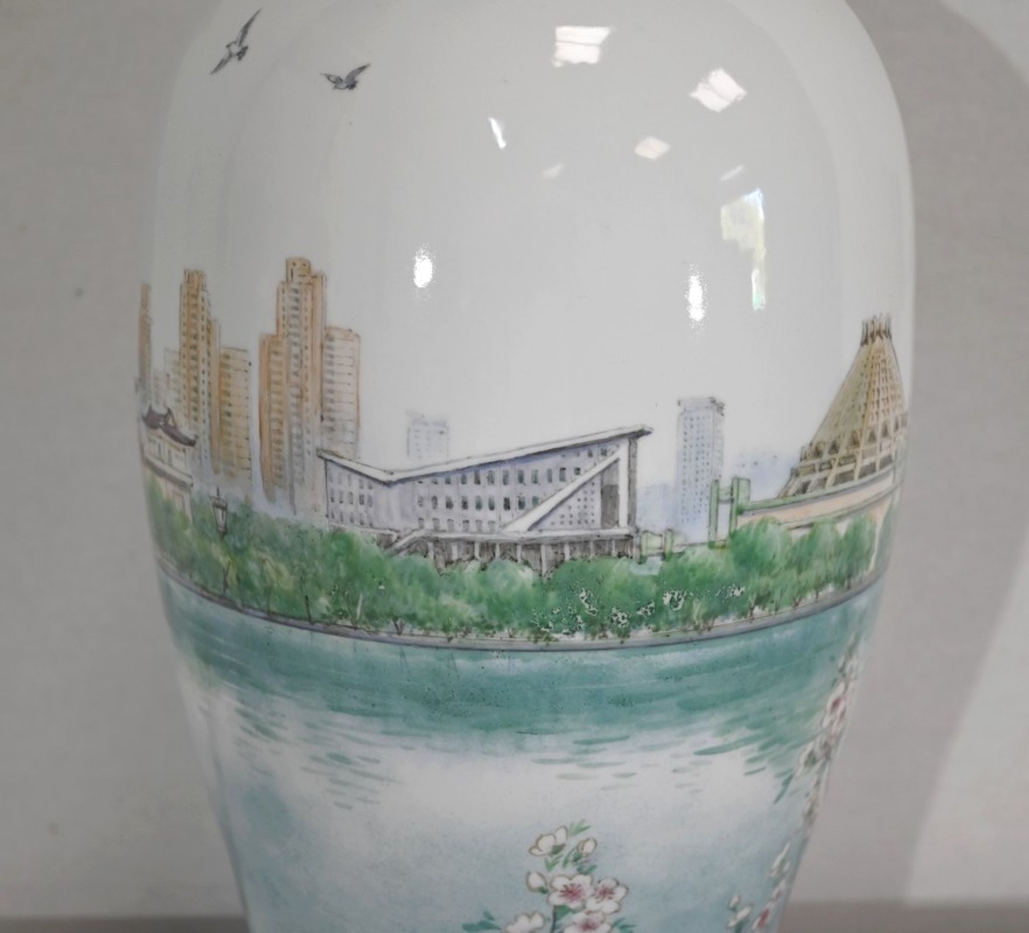 Vase en porcelaine du Japon - XXe