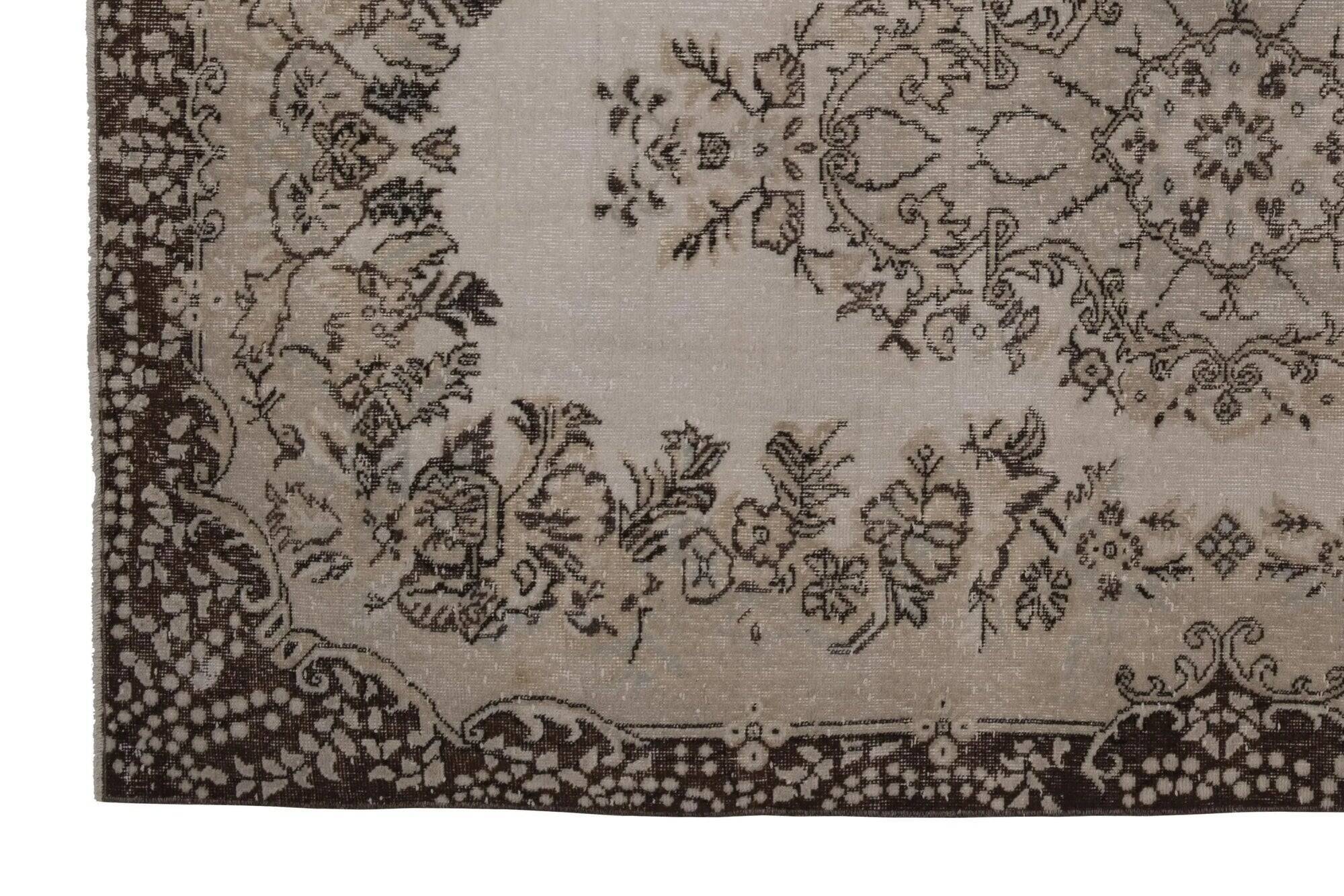 Vintage handmade Turkish rug 165x280 cm