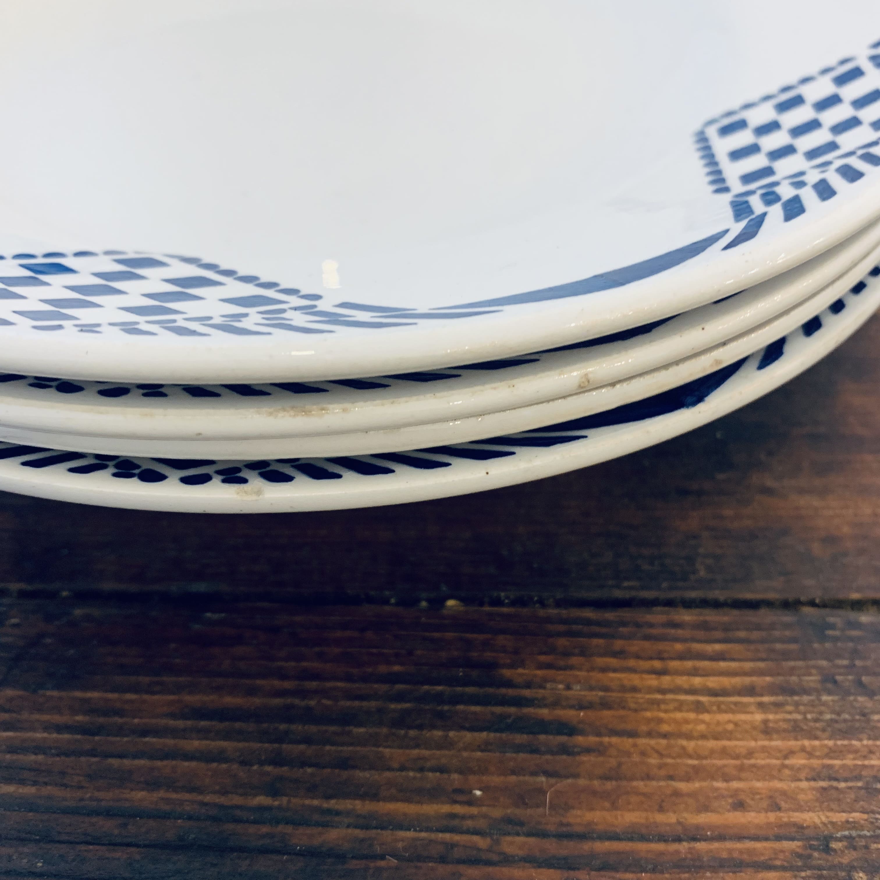 Set of 4 flat plates lustucru pattern