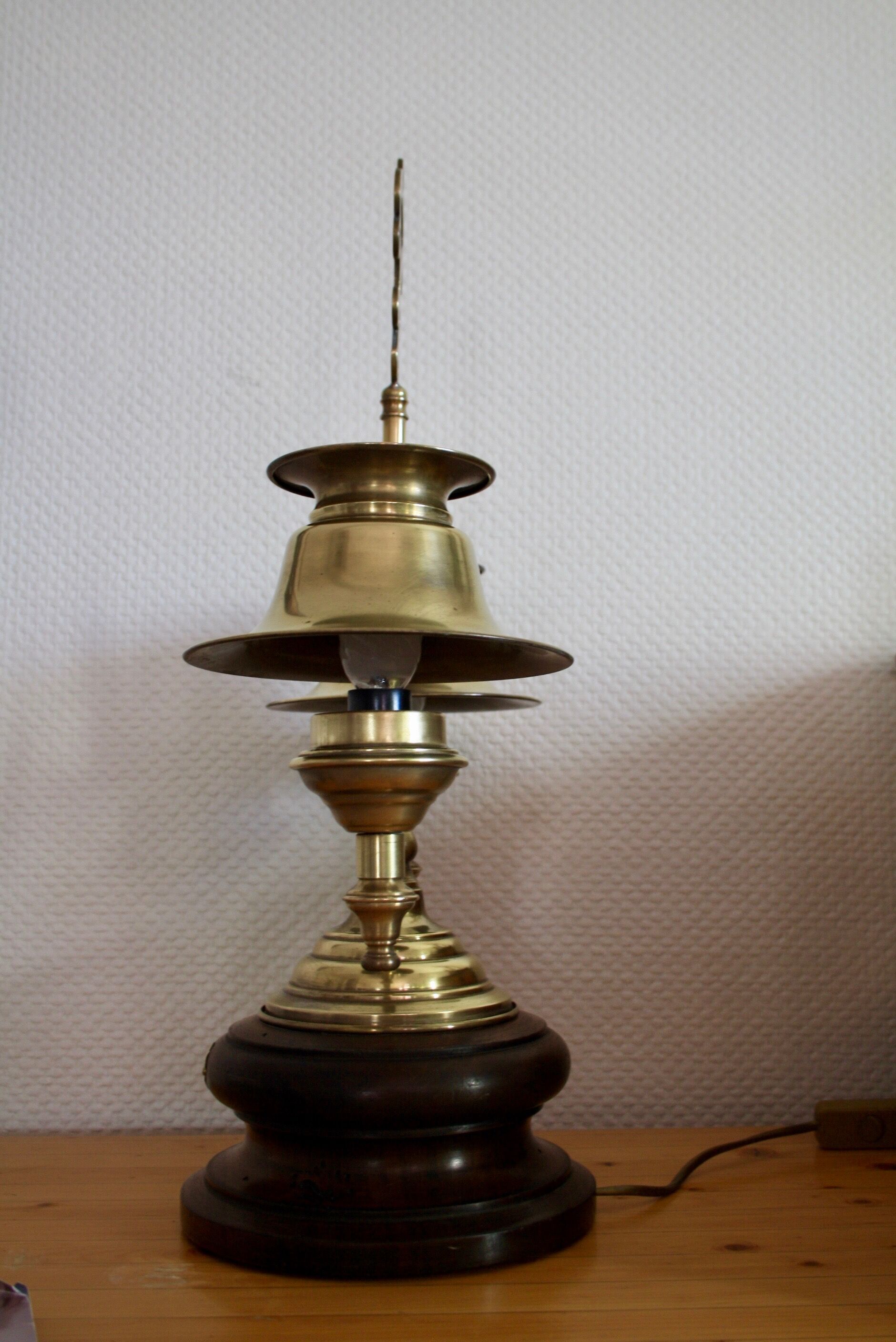 Lampe ancienne laiton bois 2 lumières