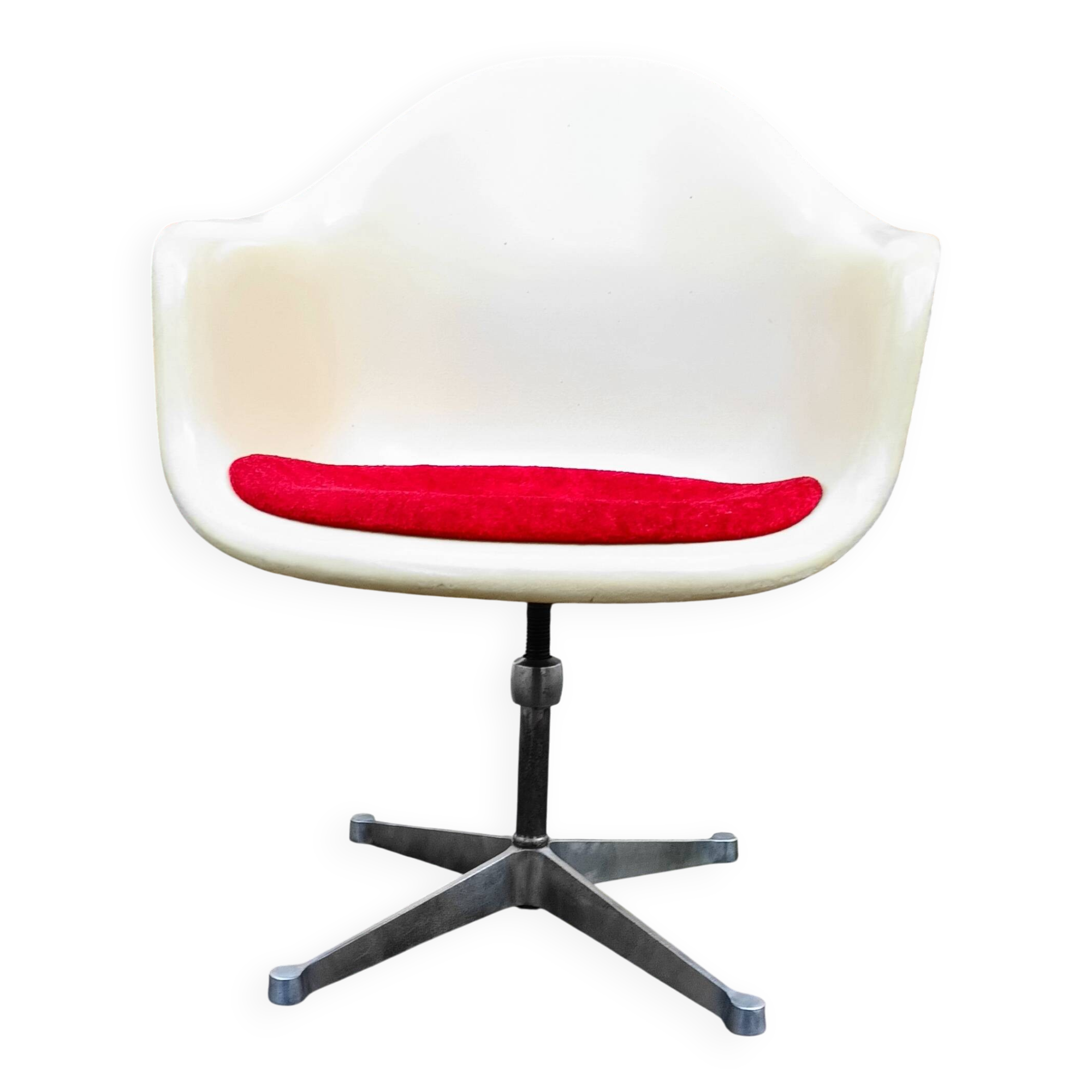 PAC office chair by Charles and Ray Eames for Herman Miller, 1960s.
