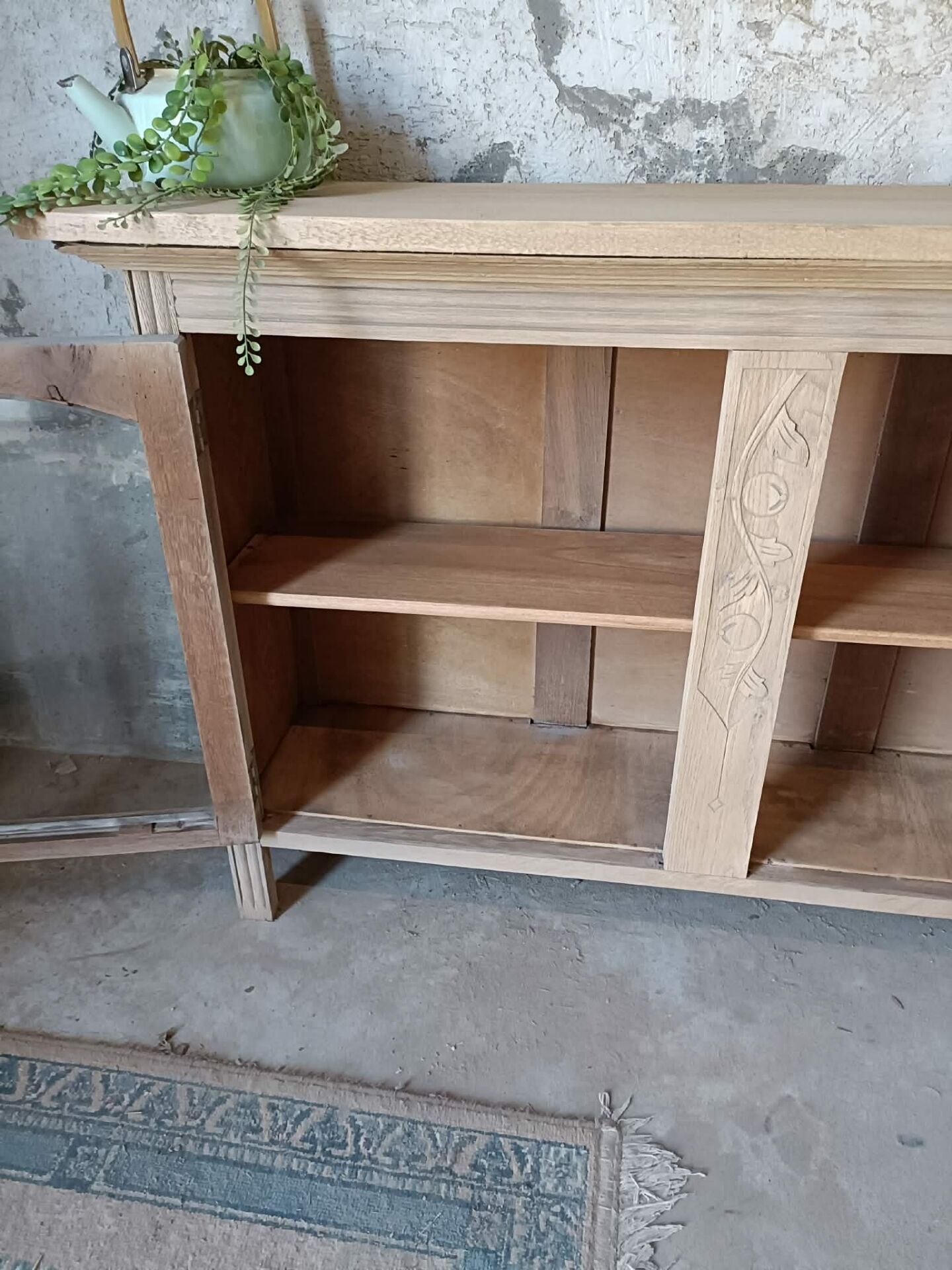 Buffet vitrine 
