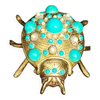 Vide poche/boîte à bijoux/cendrier forme scarabée en laiton, ornée de perles turquoises et beiges