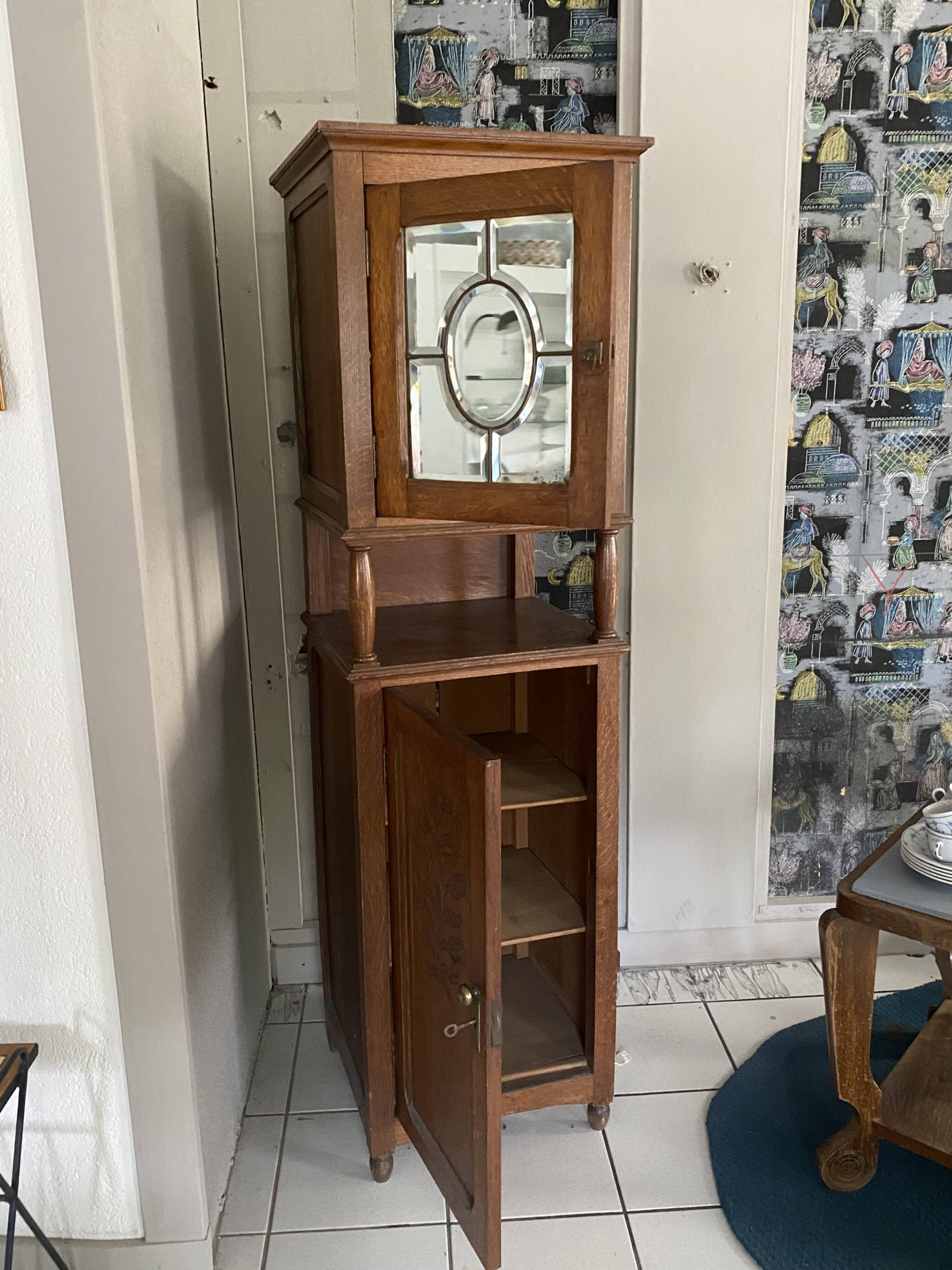 Armoire art deco /meuble d’entrée