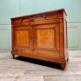 Buffet en merisier et ronce de style Directoire, XIXème siècle
