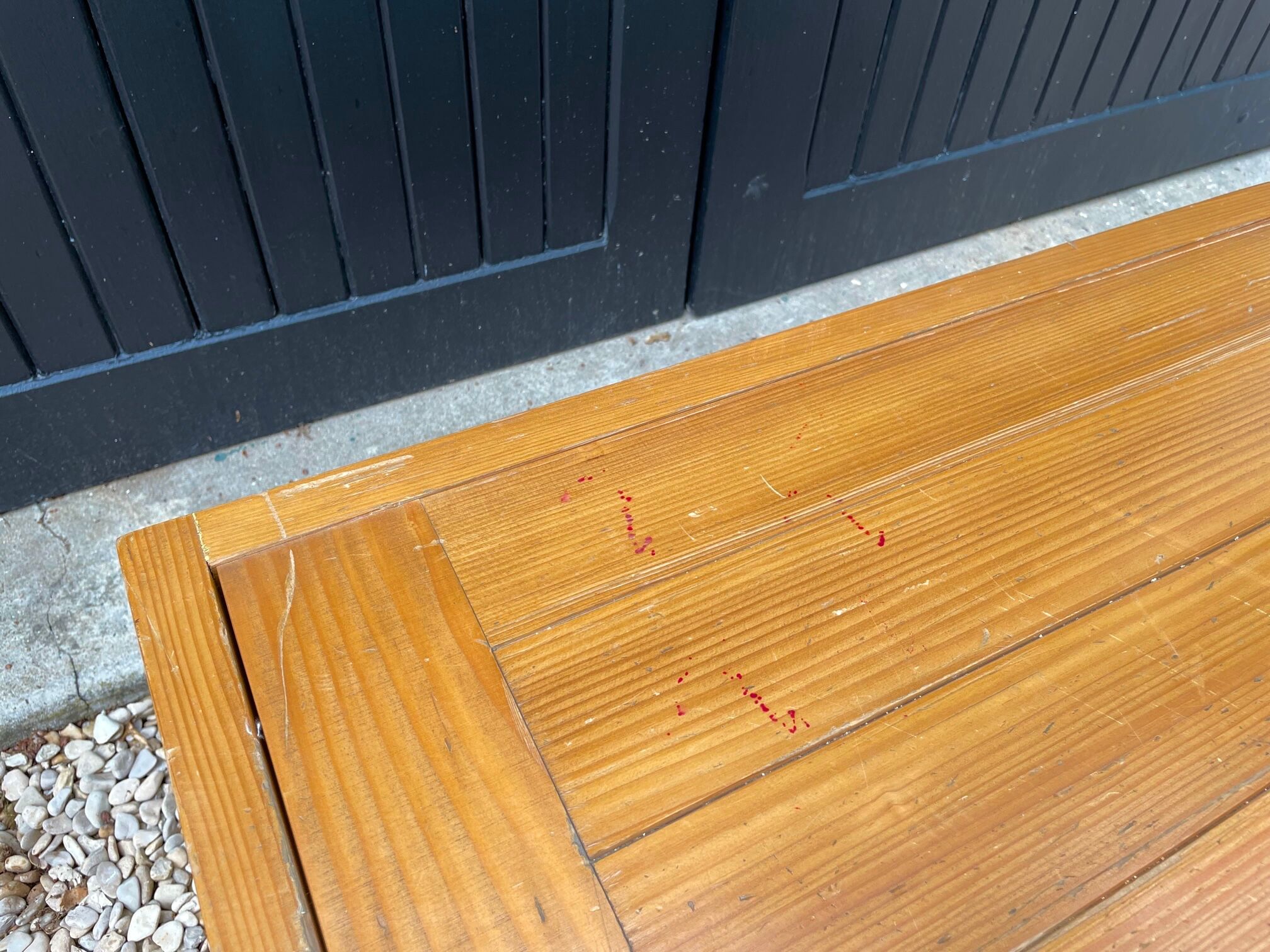 Coffre en pin de Roland Haeusler pour Regain, années 70