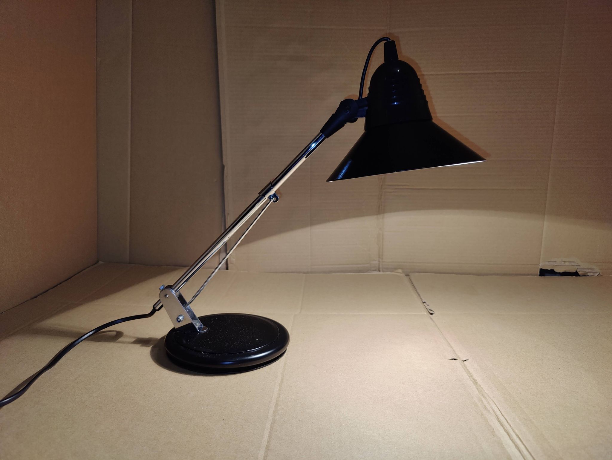 Lampe de bureau noir Aluminor années 80