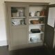 Armoire grillagée