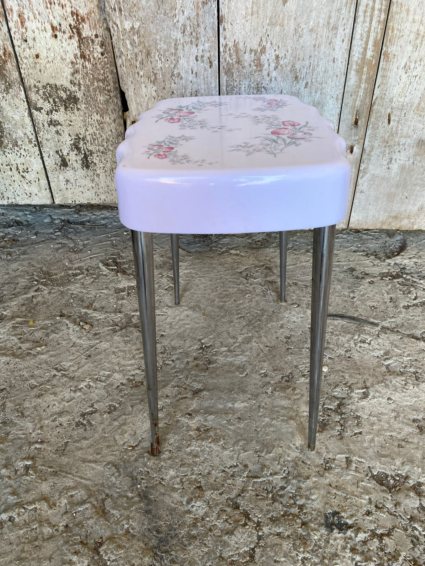 Vintage Bathroom Stool GILAC 1480 Bakelite + Chrome Compass Legs