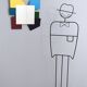 Miroir coloré de forme irrégulière dans le style d'Ettore Sottsass