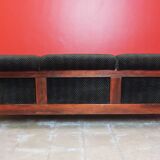 Large 1970 sofa by Saporiti