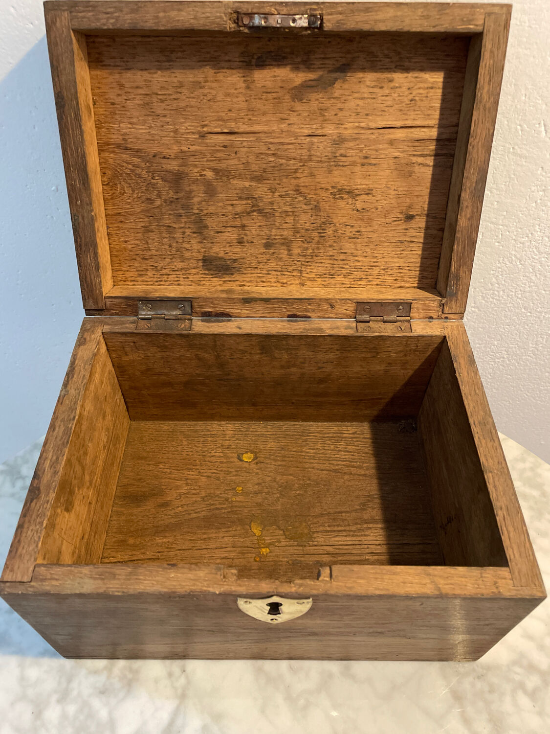 Boite en bois ancienne