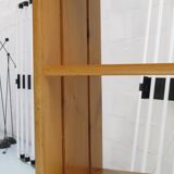 Solid elm shelves produced by the Regain group