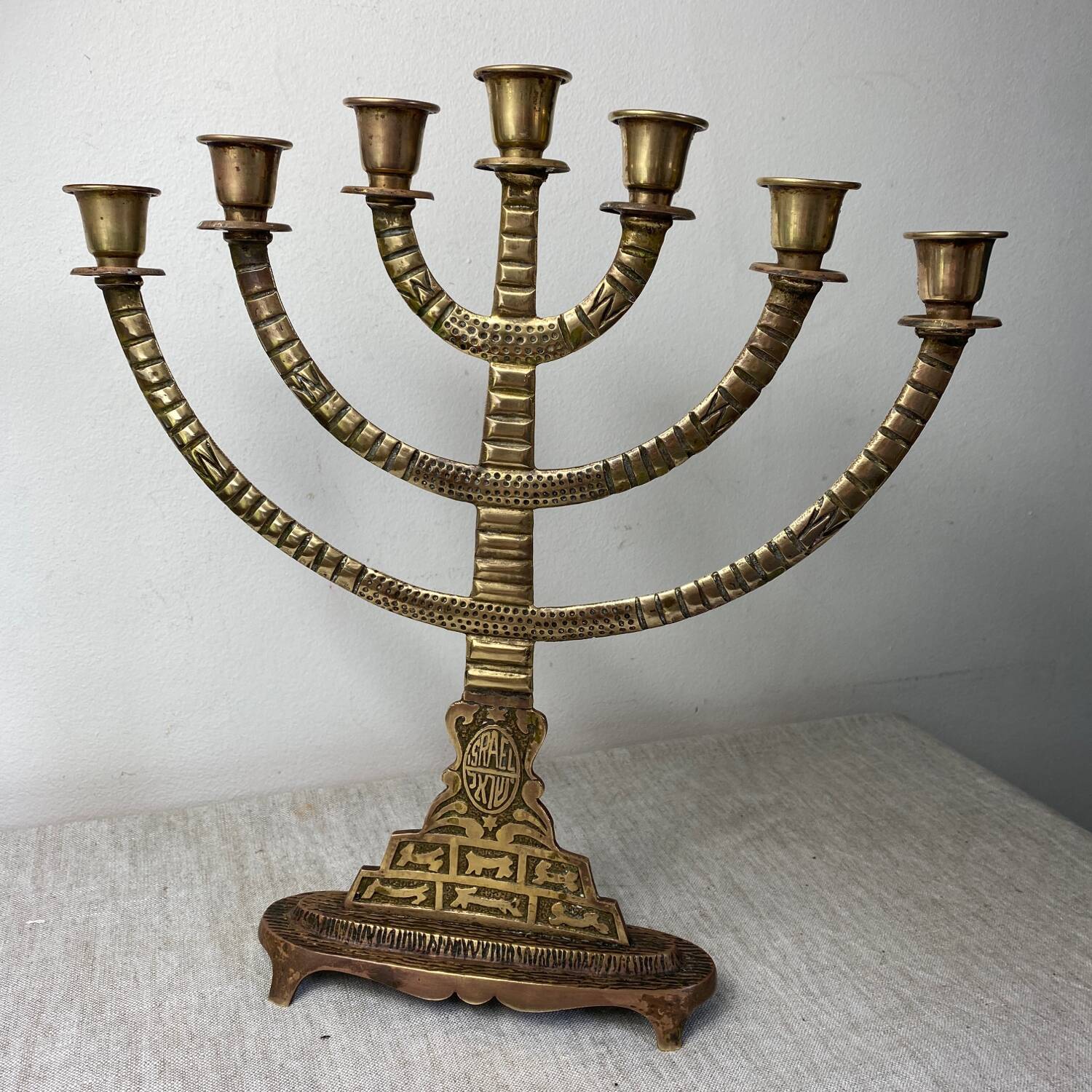 Bougeoir, Menorah à sept branches