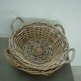 Pair of 2 wicker baskets with handles