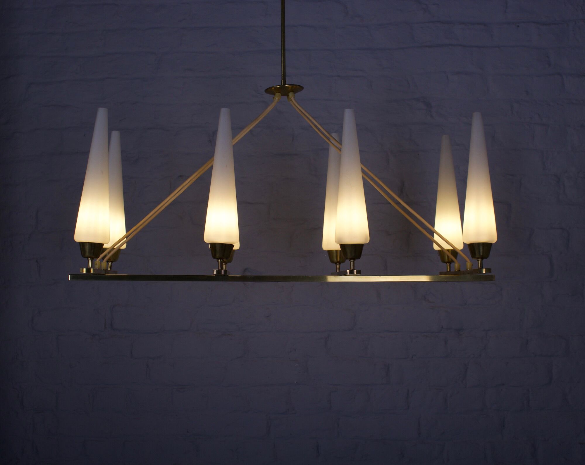 Italian chandelier with 8 lights