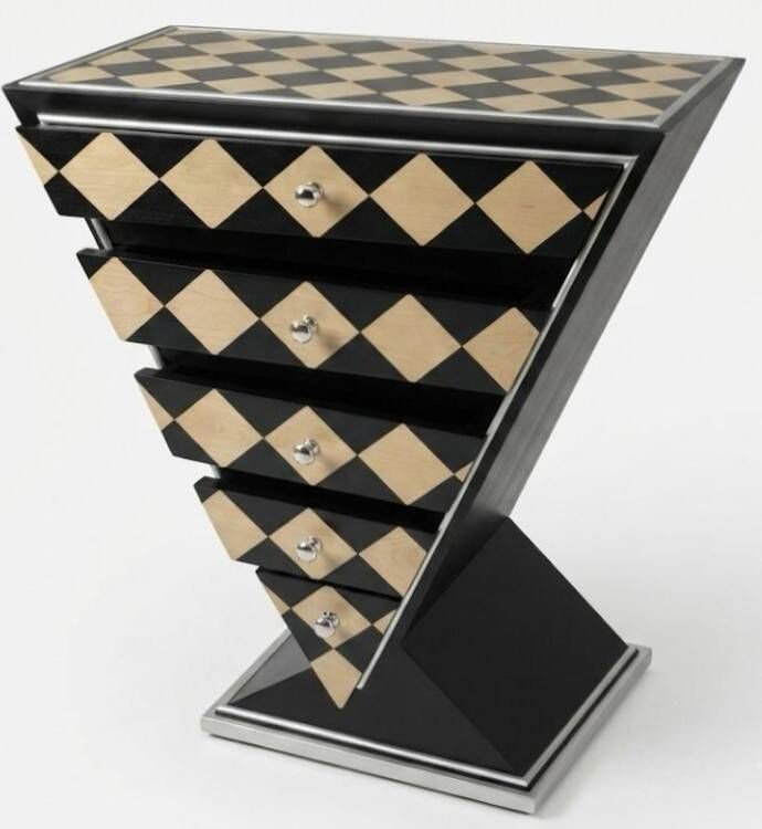 Commode pyramidale Art Déco en bois de hêtre à 5 tiroirs Marqueterie