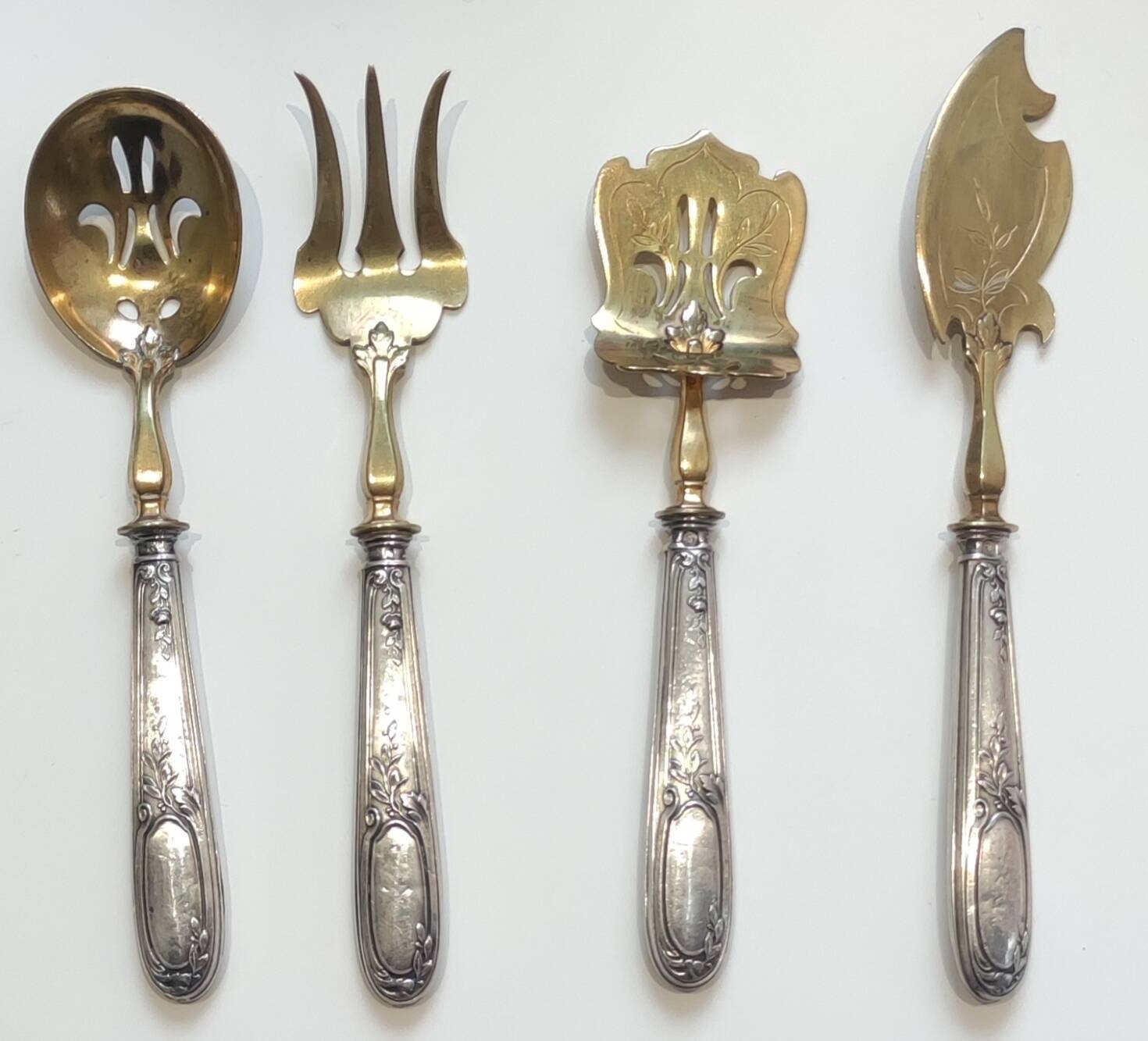 Old sweet dessert service 4 pieces silver embossed minerva hallmark