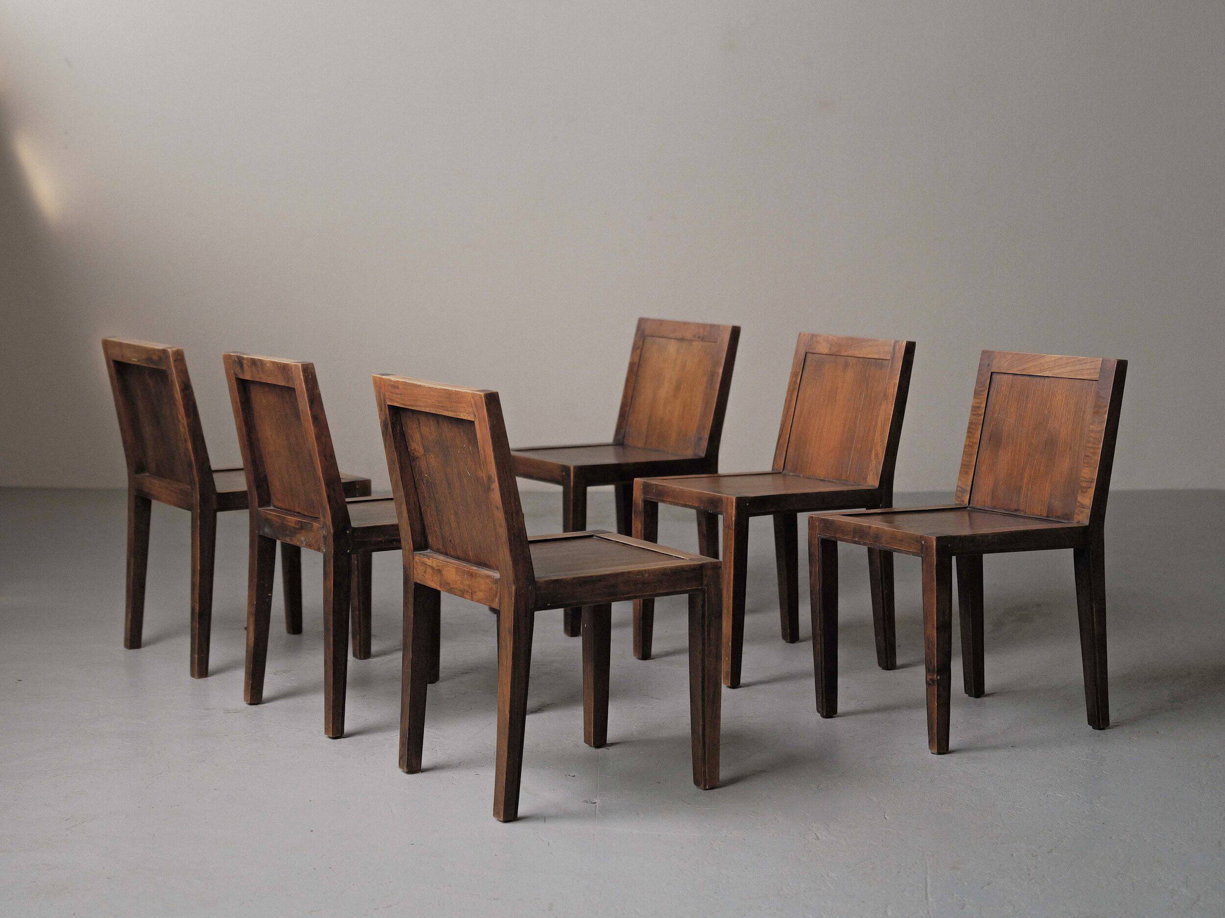 Set of 6 handcrafted oak chairs, France, circa 1970.