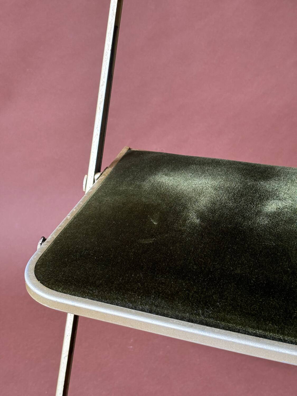 Chaisor velvet folding chair