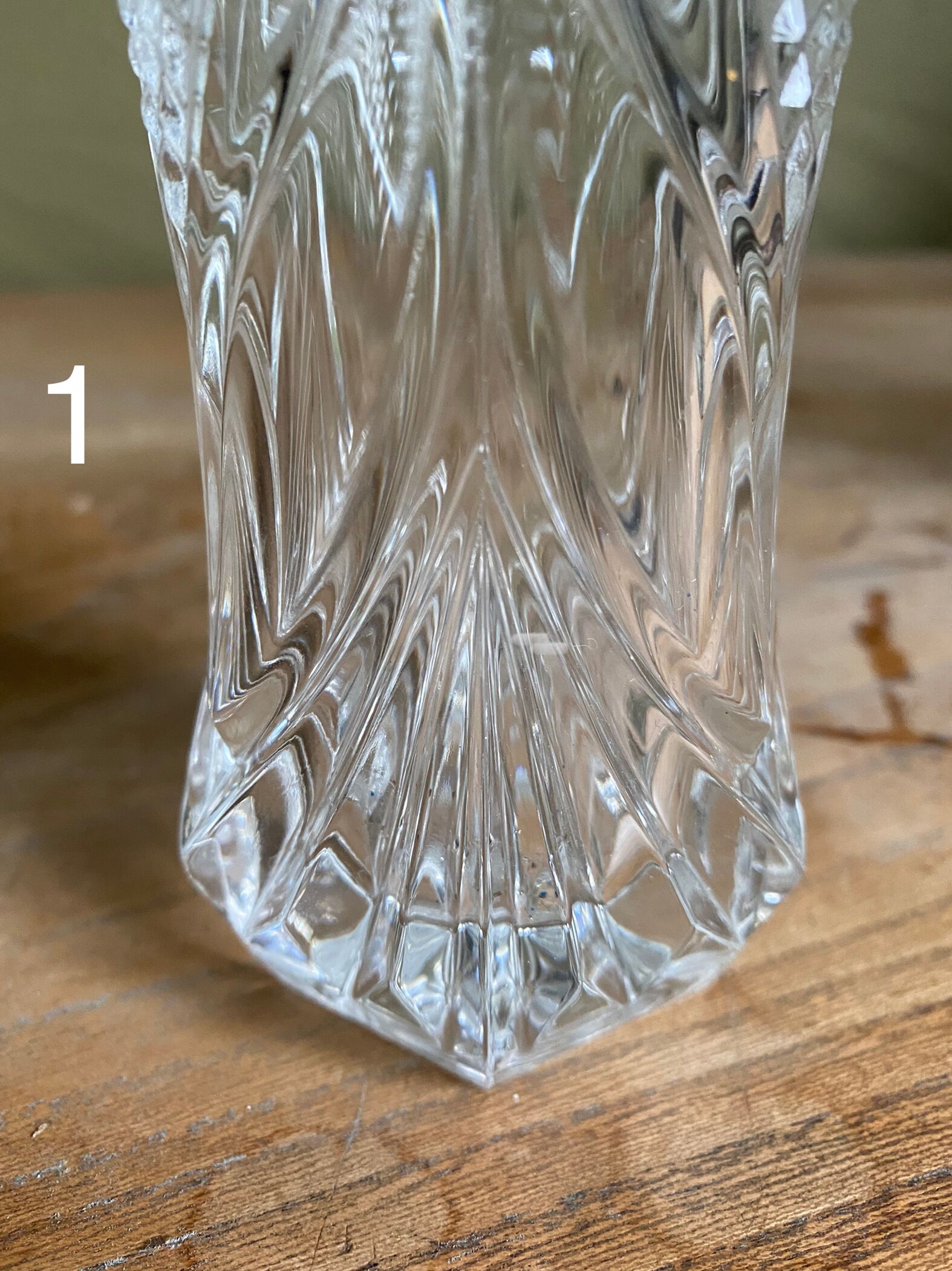 Fine carved glass vase