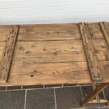 Winegrower's farm table