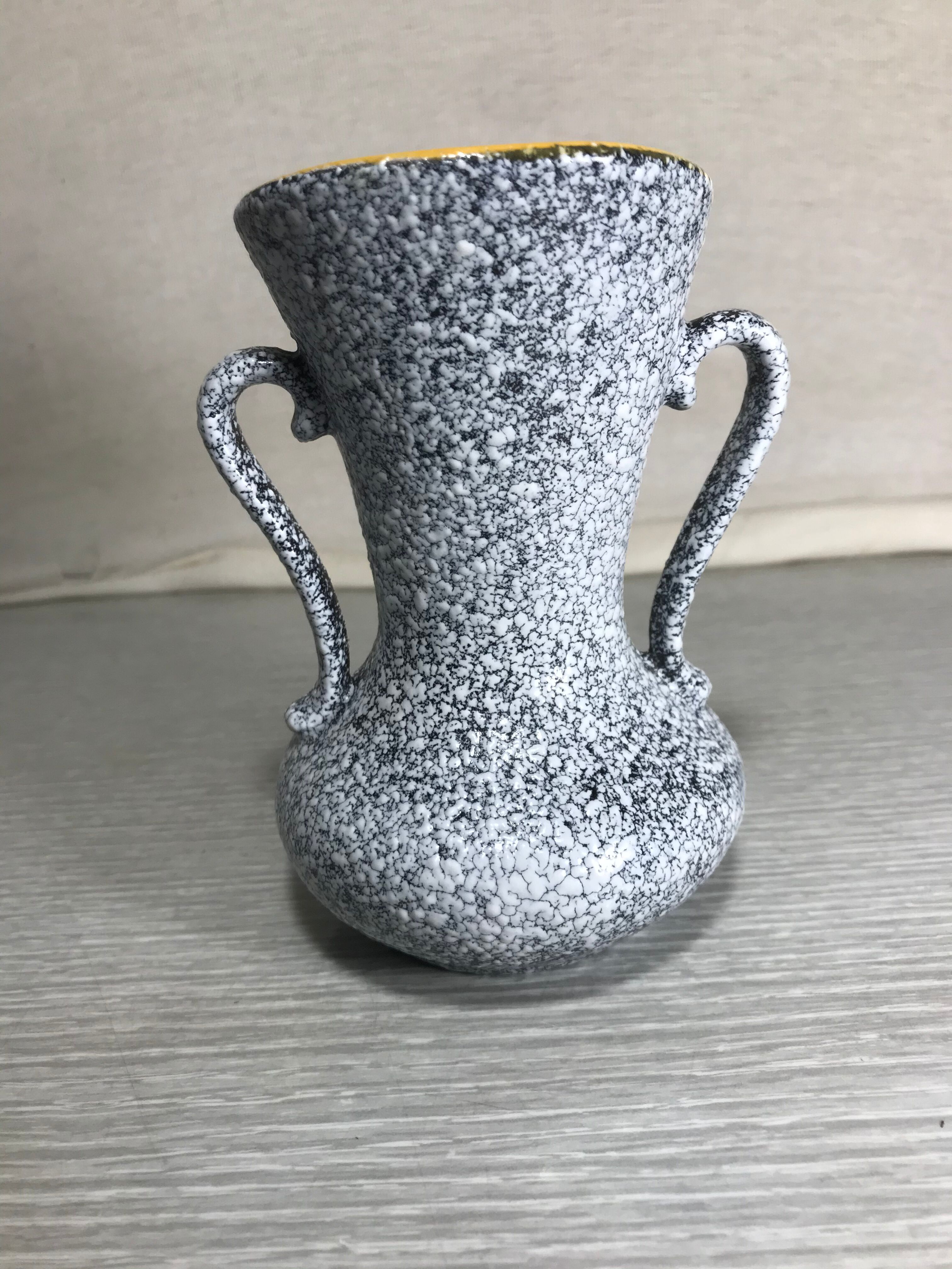 Lot 15 ancient ceramics enamelled Tess