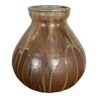 Vintage sandstone vase from Puysaie signed