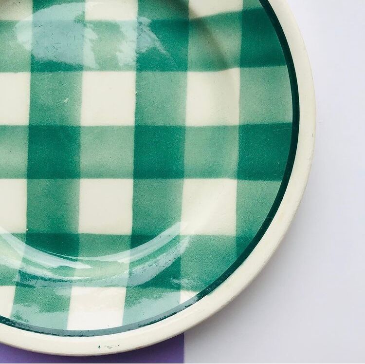 10 hollow plates with green checkered FN of givors