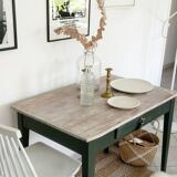 Farm table