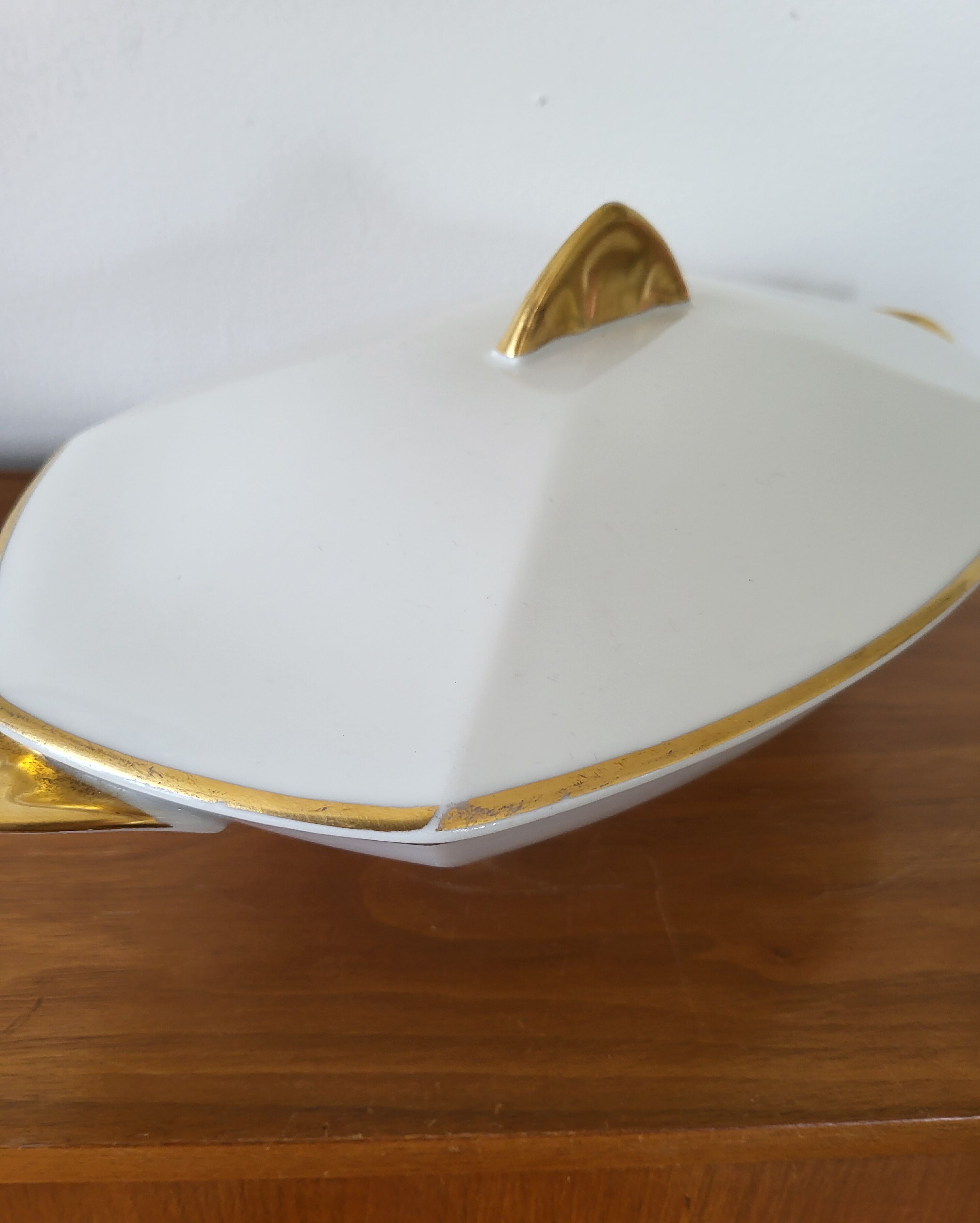 Vegetable dish in Limoges porcelain by Jean Boyer