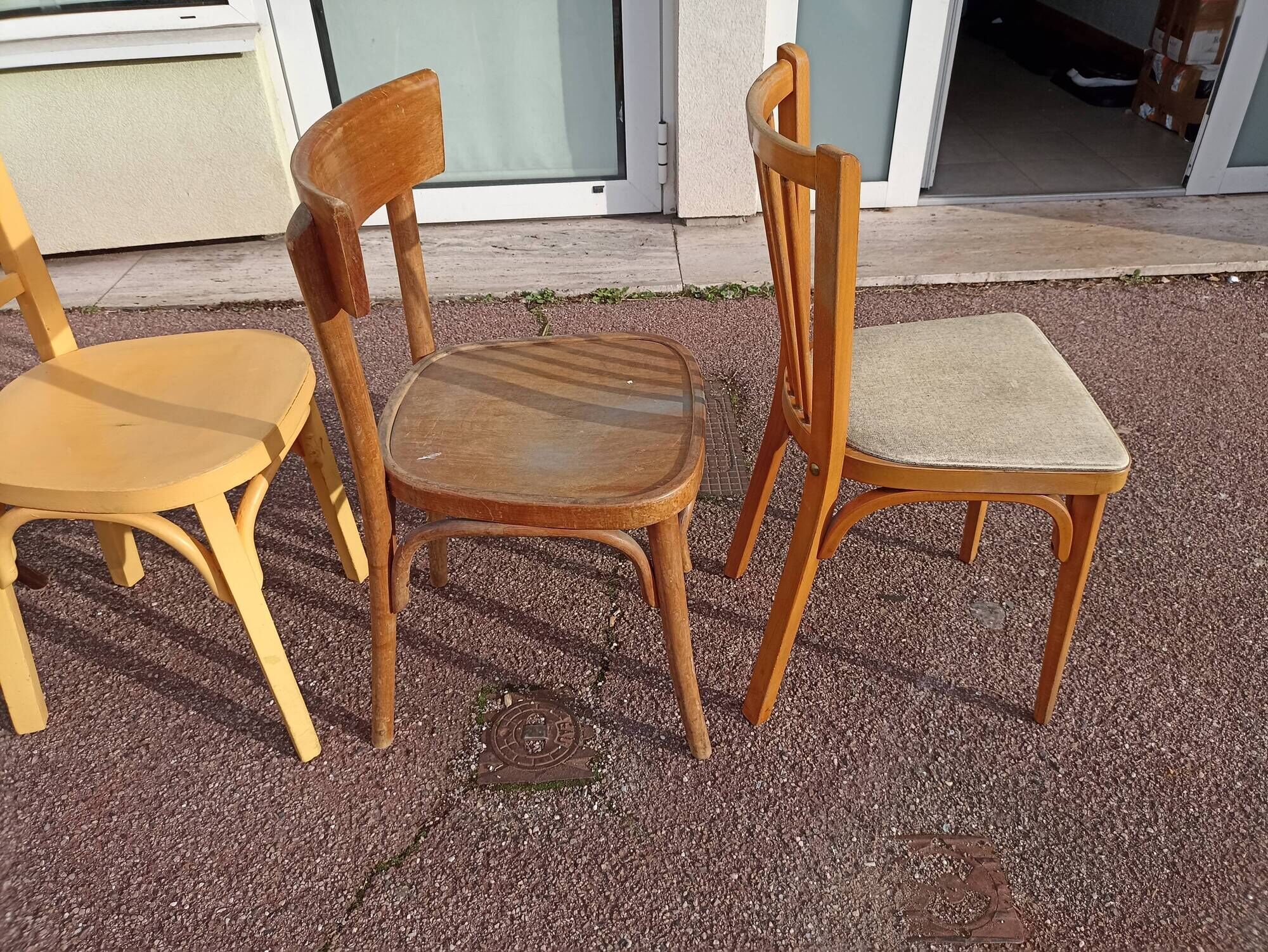 Set of 8 wooden bistro chairs bar mismatched