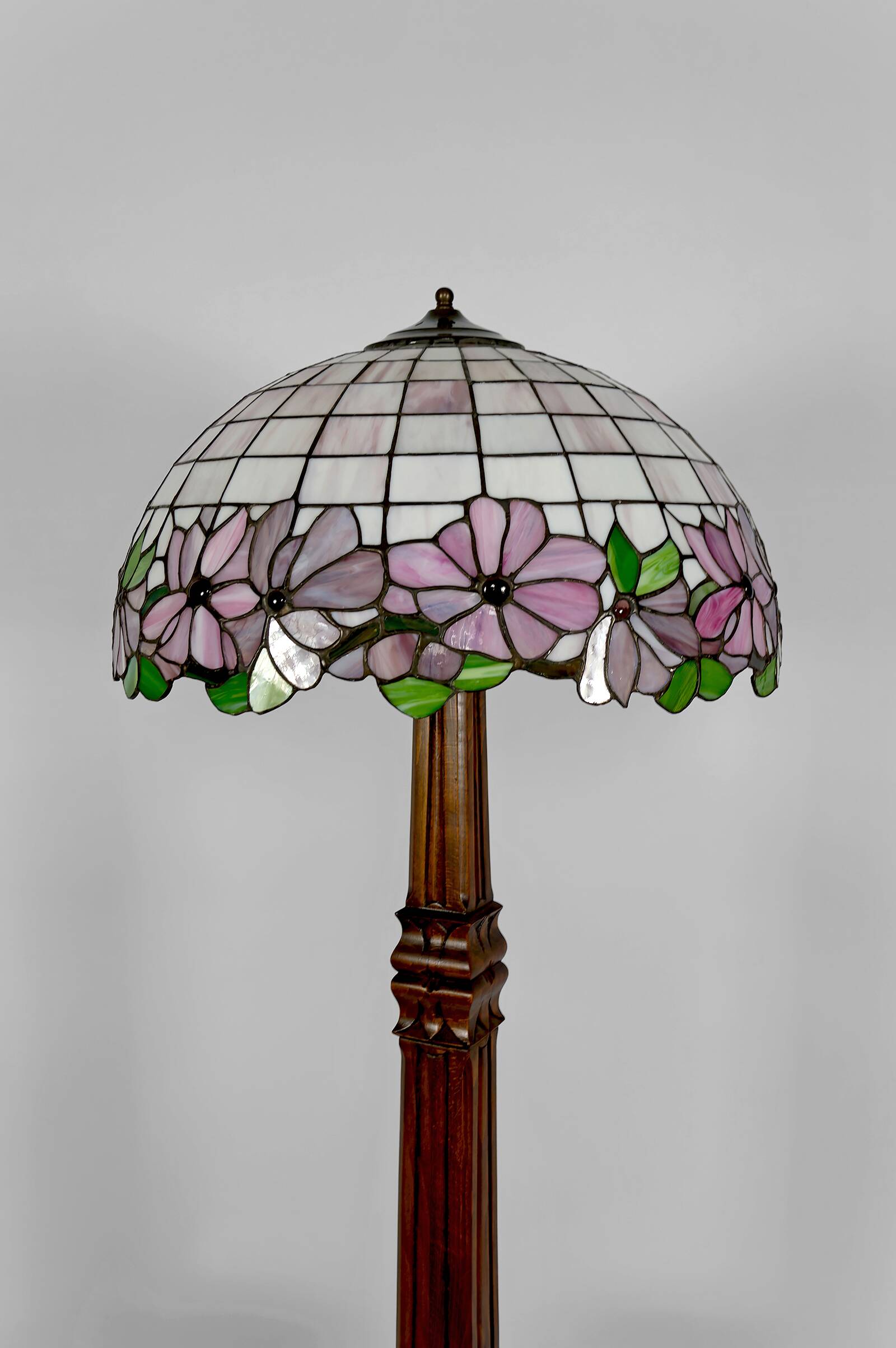 Important lampadaire arts & crafts, circa 1920