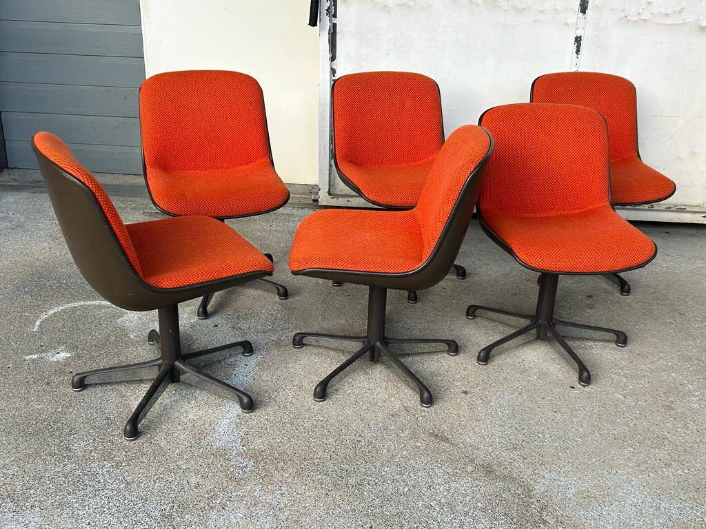 Series of six Comforto edition chairs circa 1980