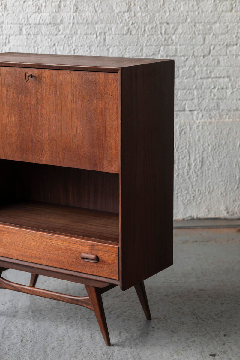 Cabinet by Louis van Teeffelen