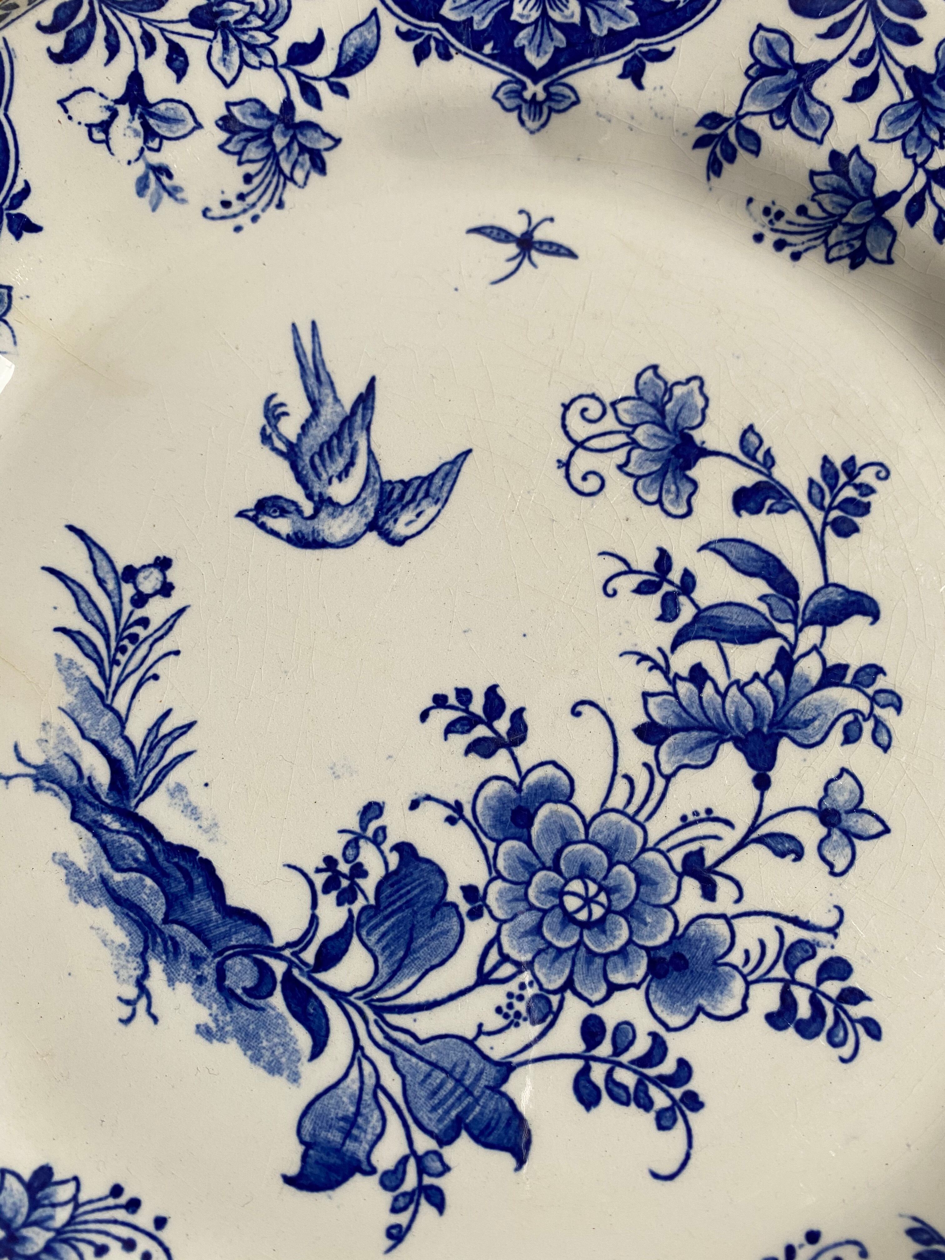 Lot of 5 plates and 1 cup Gien