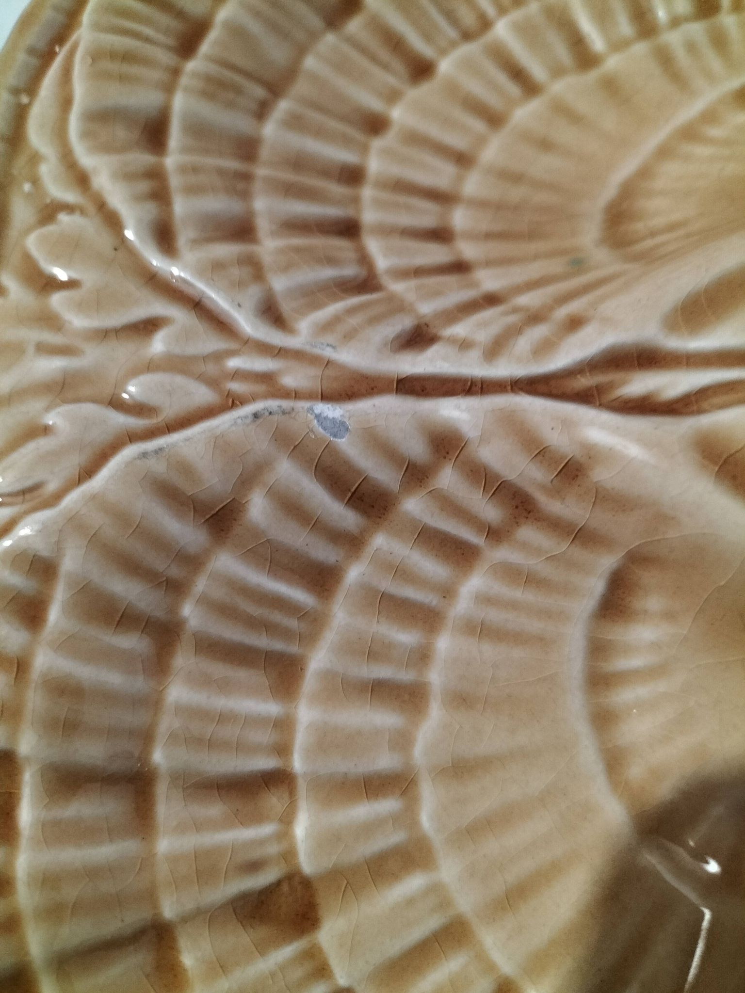 5 Sarreguemines caramel shell plates, 1950s