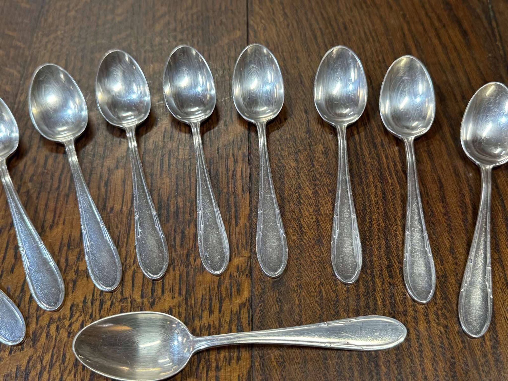 Set of 12 silver-plated dessert spoons