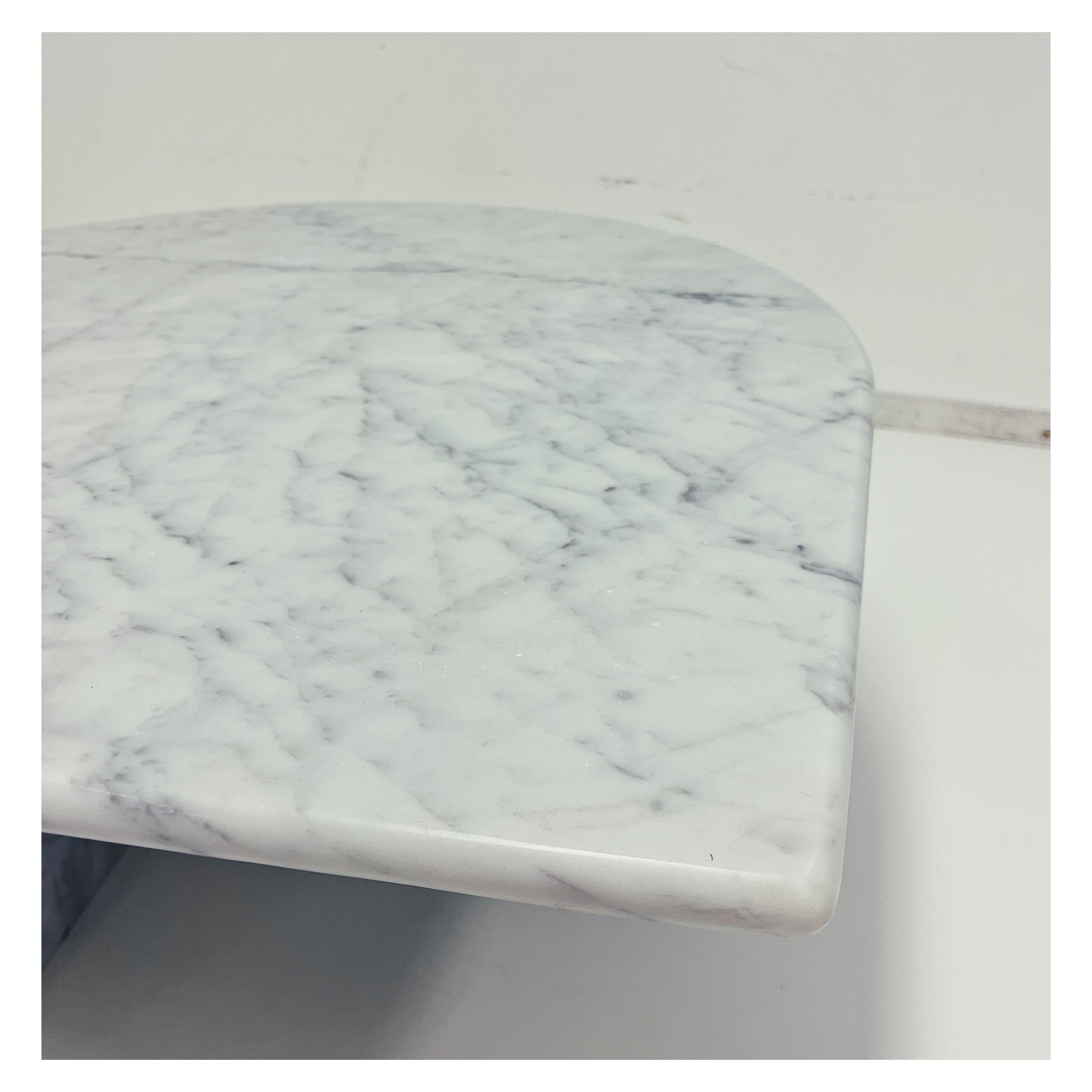 Coffee table White Carrara Marble