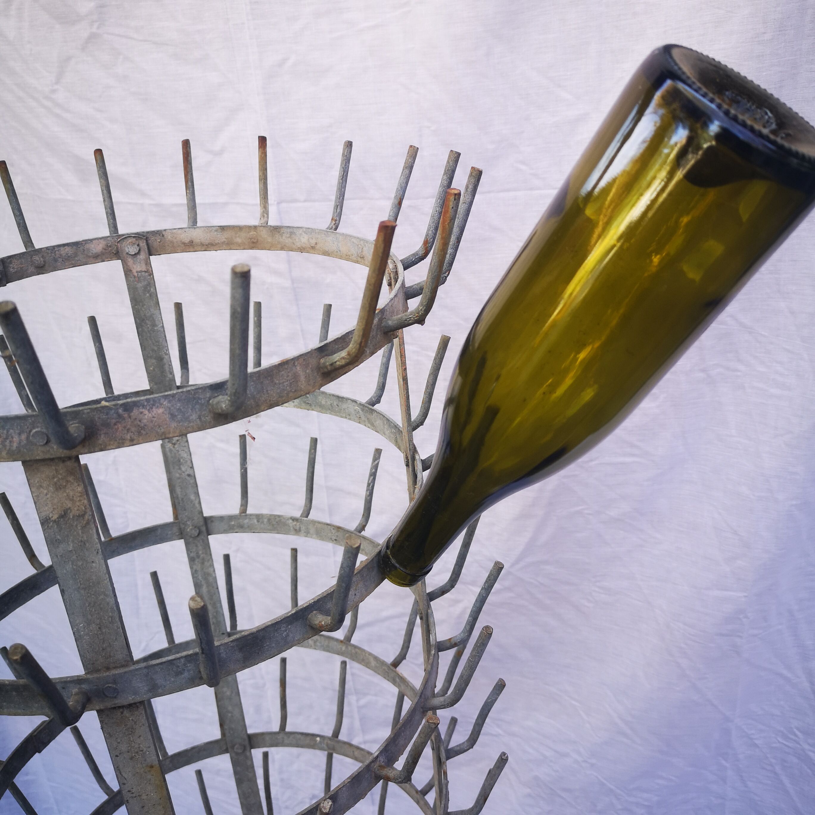 Former zinc bottle drain