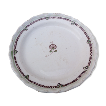 Plate XVIII century majolica Bordeaux