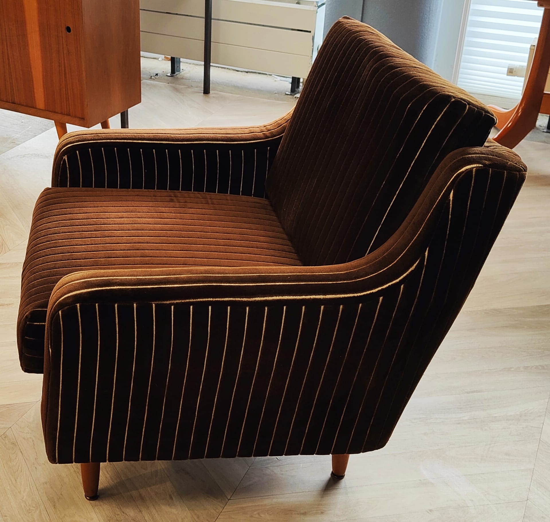 Two mid century armchairs vintage - set 2 chairs