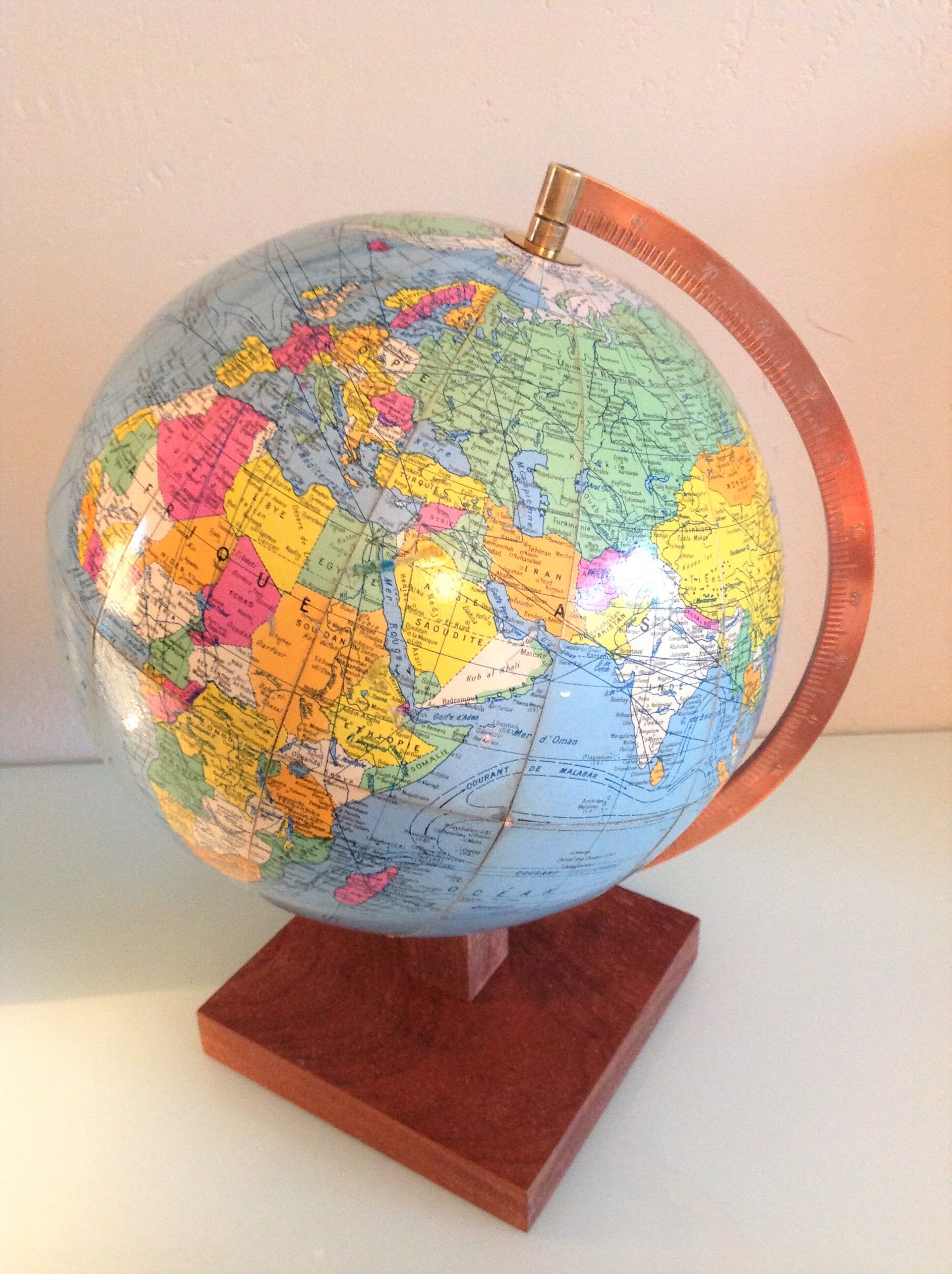 Globe in cardboard Girard and Barrere / vintage years 50-60
